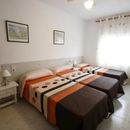 Casa Rosales 6 * Cambrils
